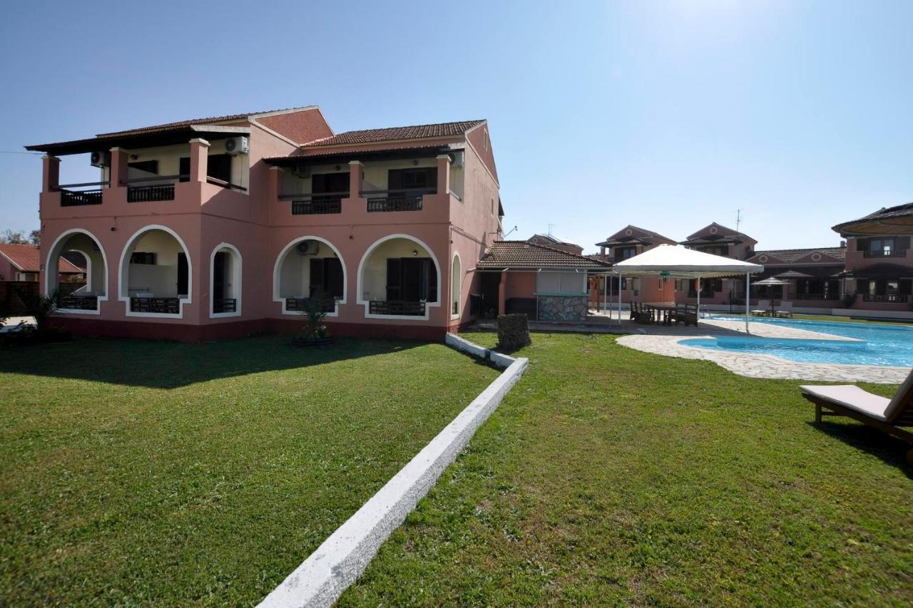Louvros Sidari Corfu * Sidárion